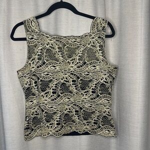 KAY CELINE VINTAGE LACE OVERLAY TOP (SIZE M)
